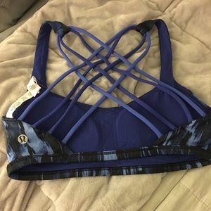 Lululemon Sports Bra!!! 💕Sale!!!💕